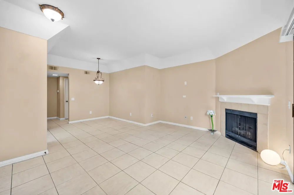 22865 Hilton Head Drive #216 Diamond Bar, CA 91765