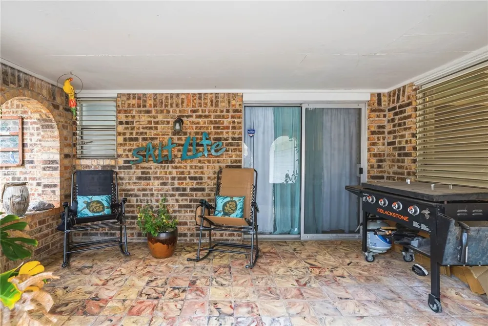 1638 W Palm Drive Aransas Pass, TX 78336