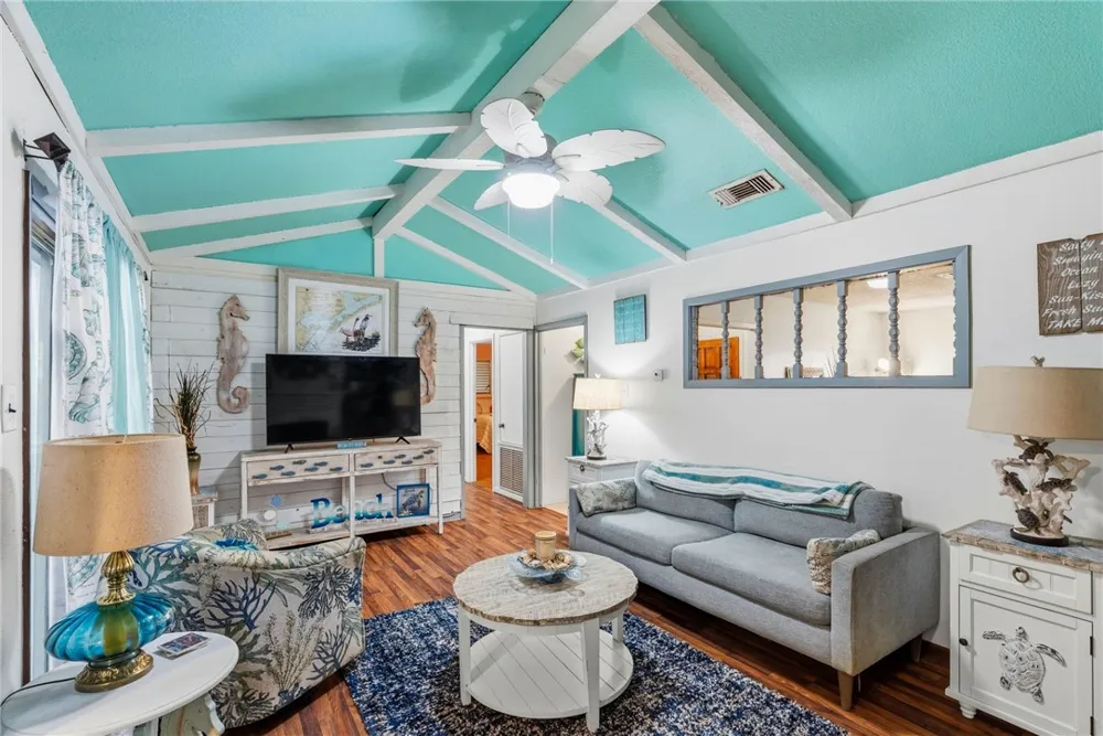 1638 W Palm Drive Aransas Pass, TX 78336