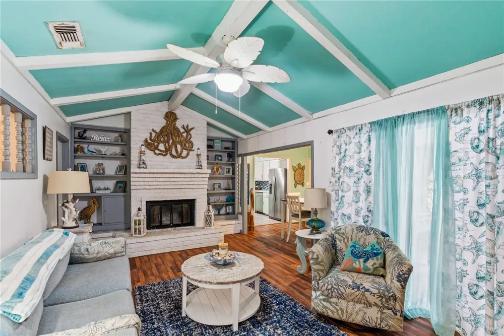 1638 W Palm Drive Aransas Pass, TX 78336