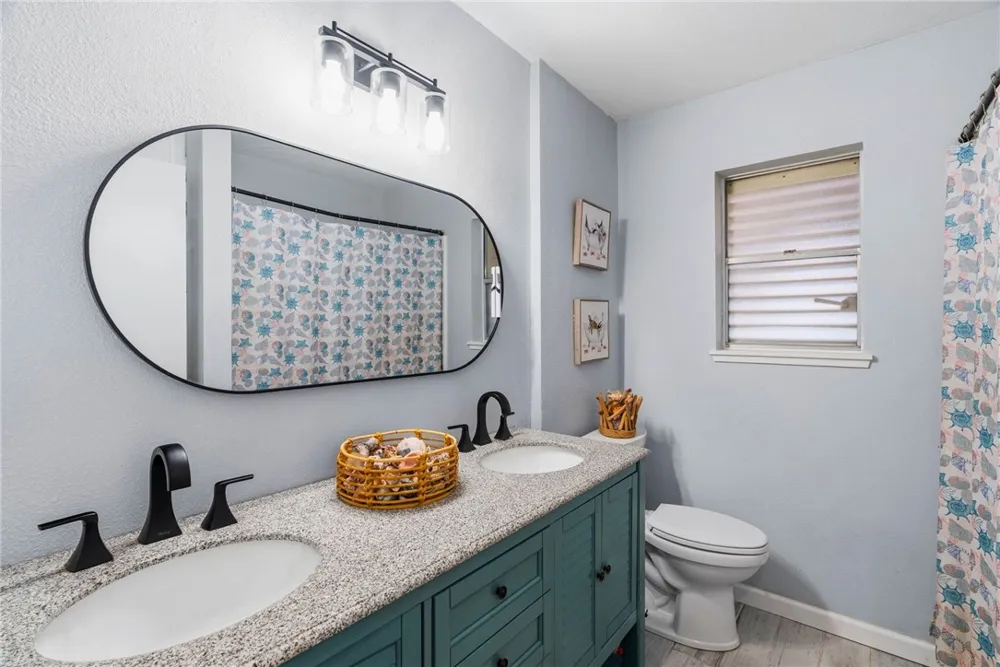 1638 W Palm Drive Aransas Pass, TX 78336