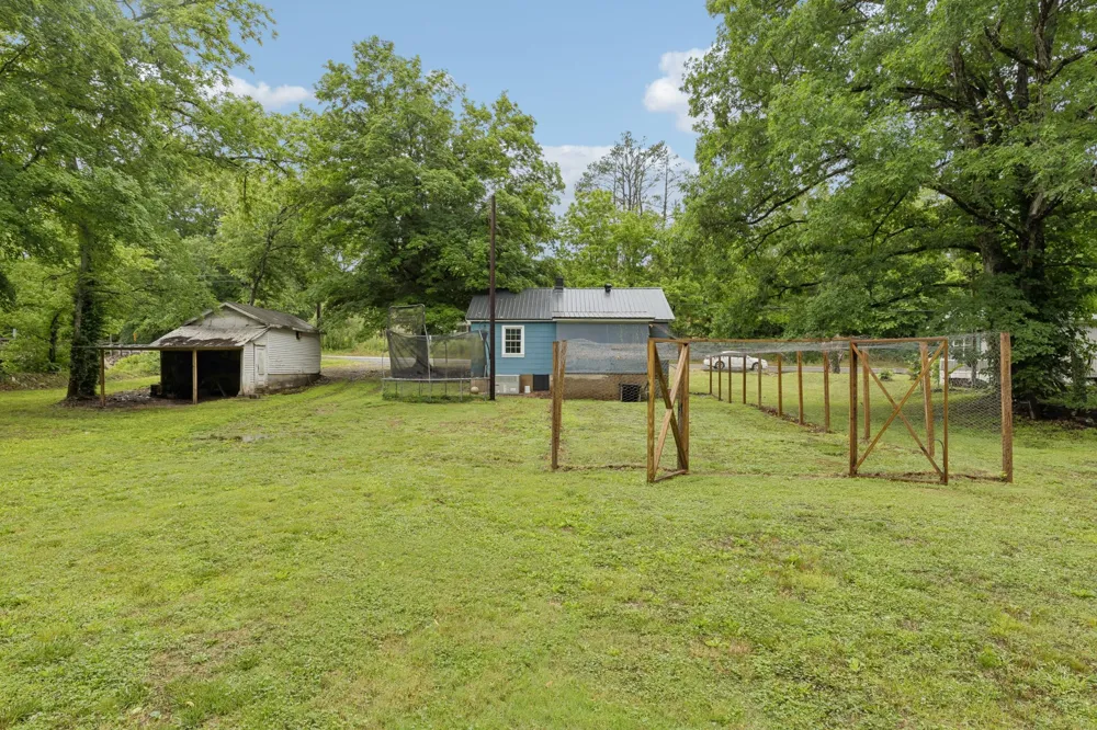 923 Highway 100 W Centerville, TN 37033