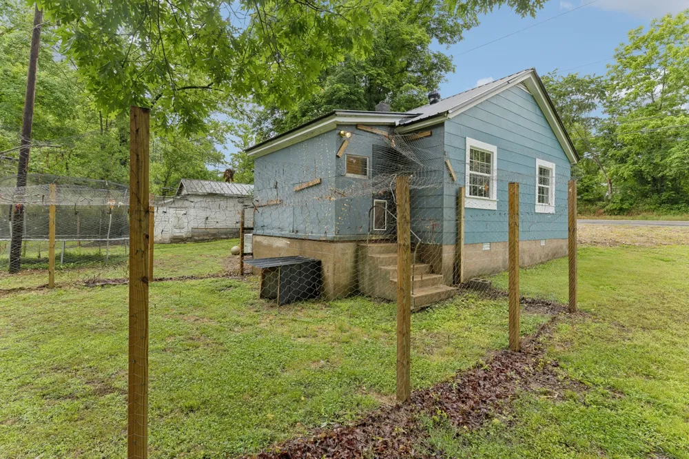 923 Highway 100 W Centerville, TN 37033