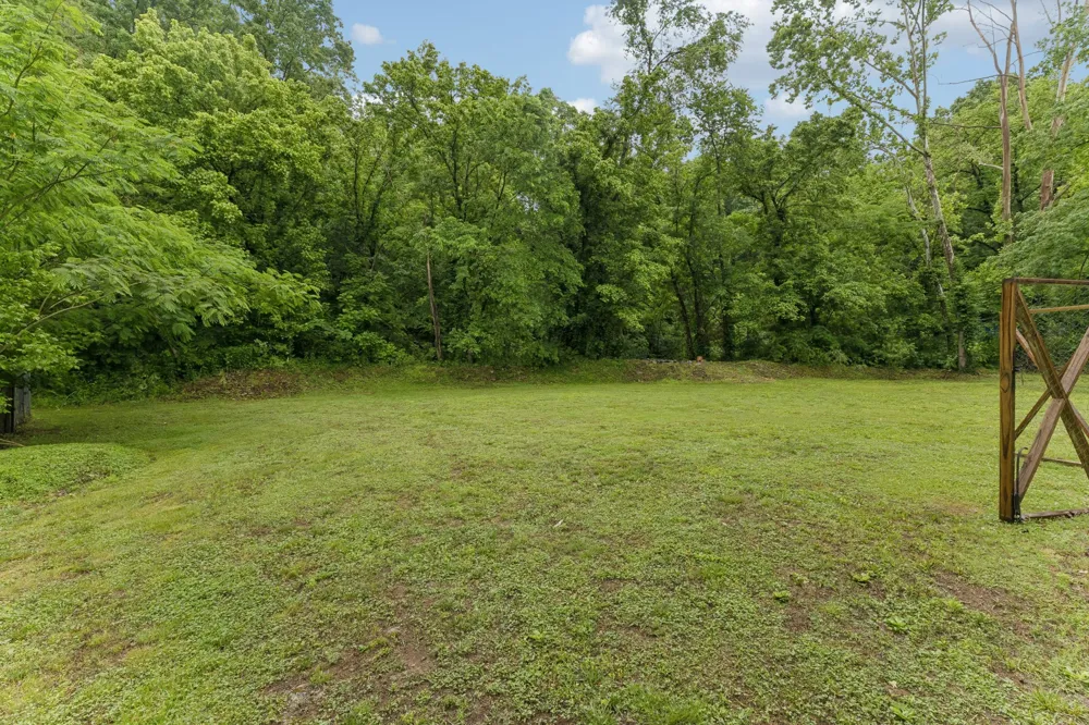923 Highway 100 W Centerville, TN 37033