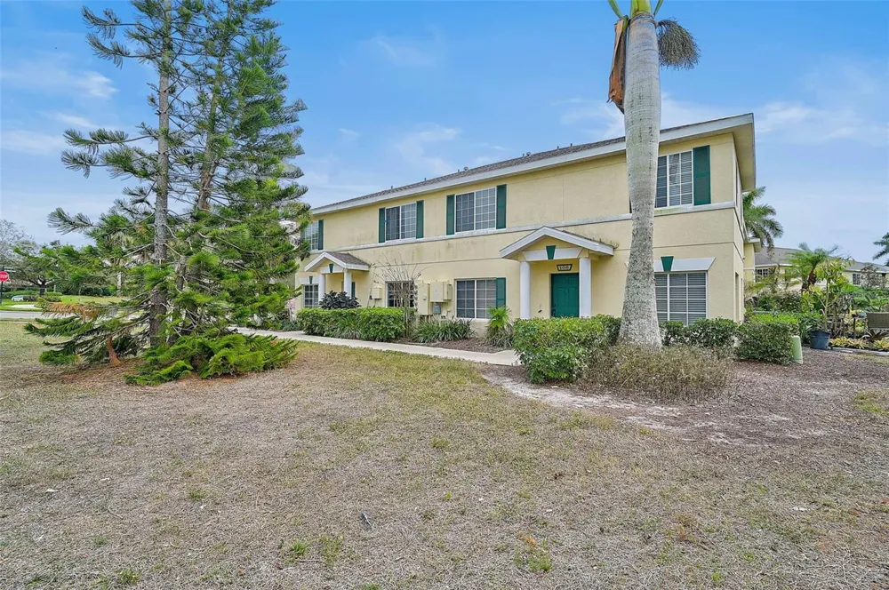 208 CAPE HARBOUR LOOP #108 Bradenton, FL 34212