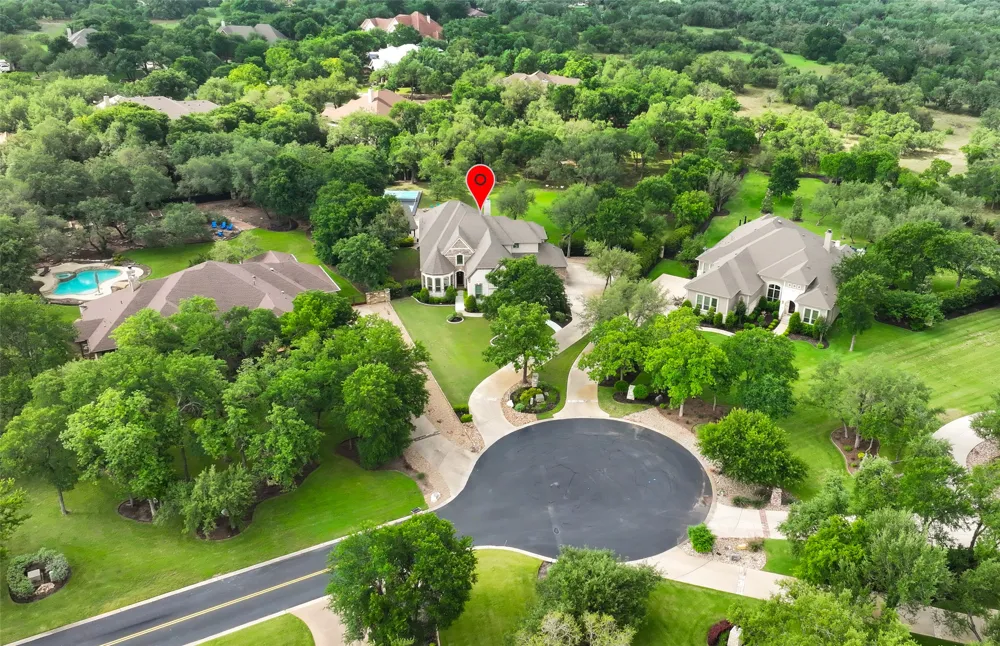 213 Vista Lane Georgetown, TX 78633