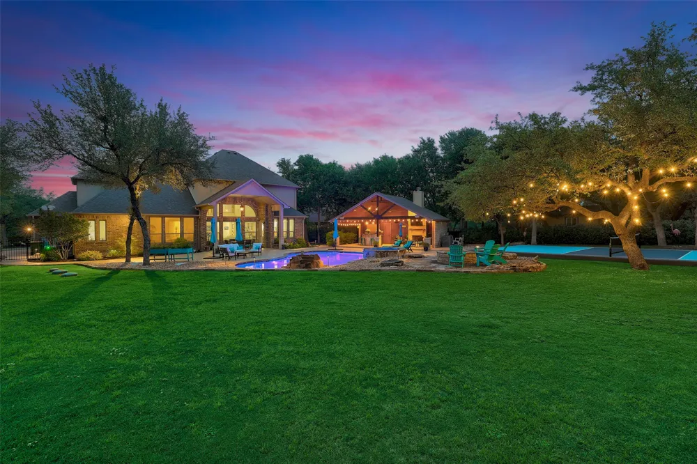 213 Vista Lane Georgetown, TX 78633