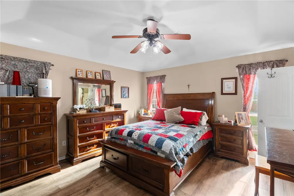318 County Road 3032 Orange Grove, TX 78372
