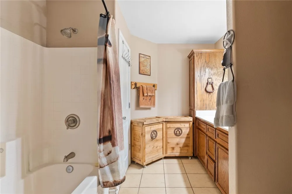318 County Road 3032 Orange Grove, TX 78372