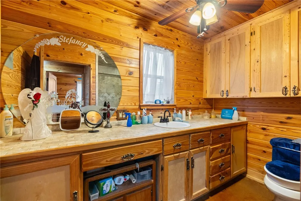 318 County Road 3032 Orange Grove, TX 78372