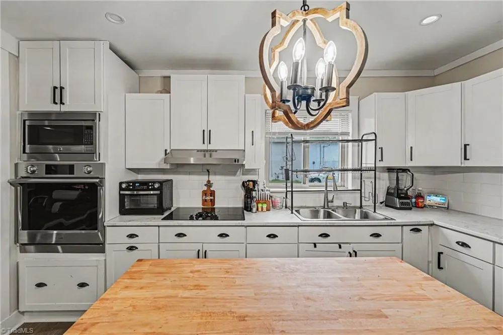 706 Hamilton Street Eden, NC 27288