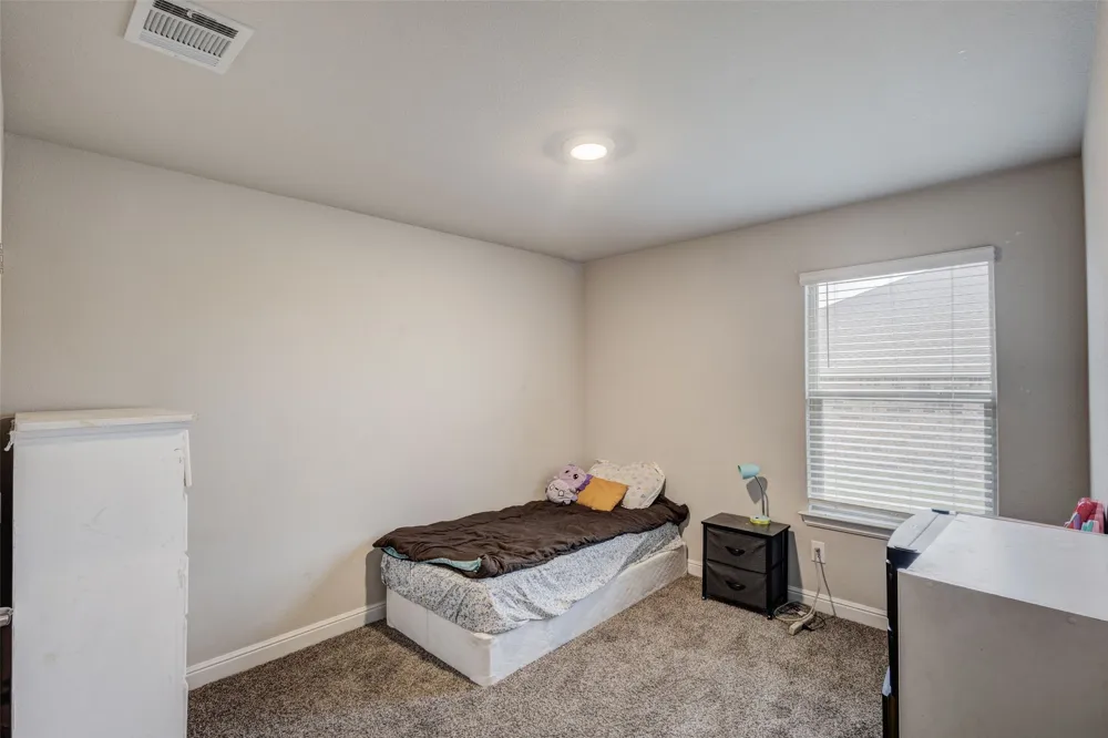 1221 Rolling Meadows Drive Cedar Hill, TX 75104