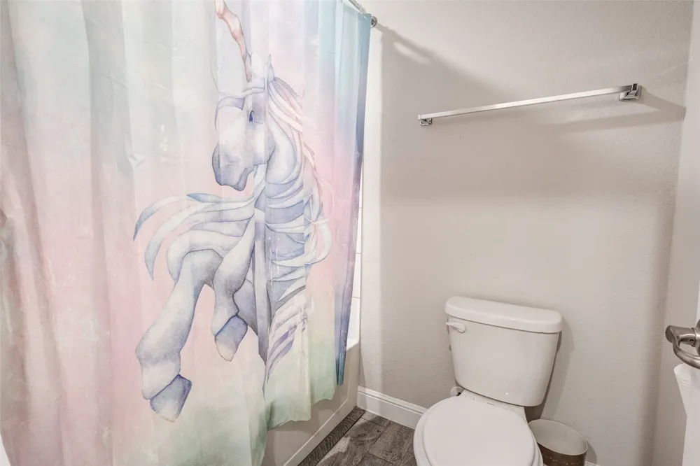 1221 Rolling Meadows Drive Cedar Hill, TX 75104