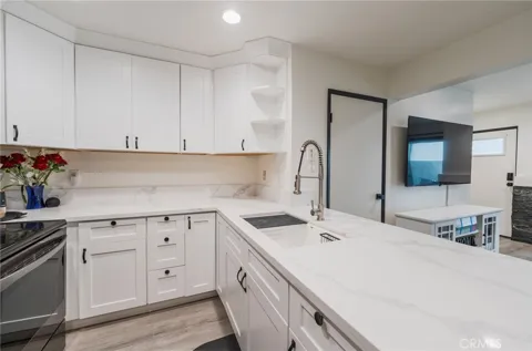 1159 Tivoli #85