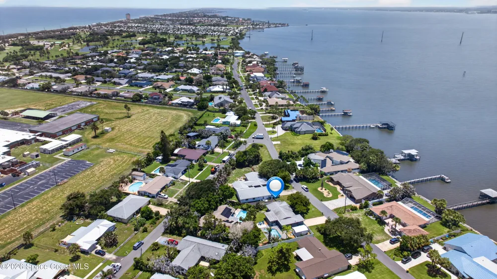 2135 S River Road Melbourne Beach, FL 32951