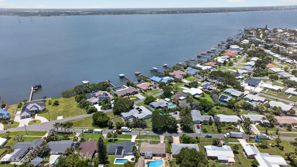 2135 S River Road Melbourne Beach, FL 32951