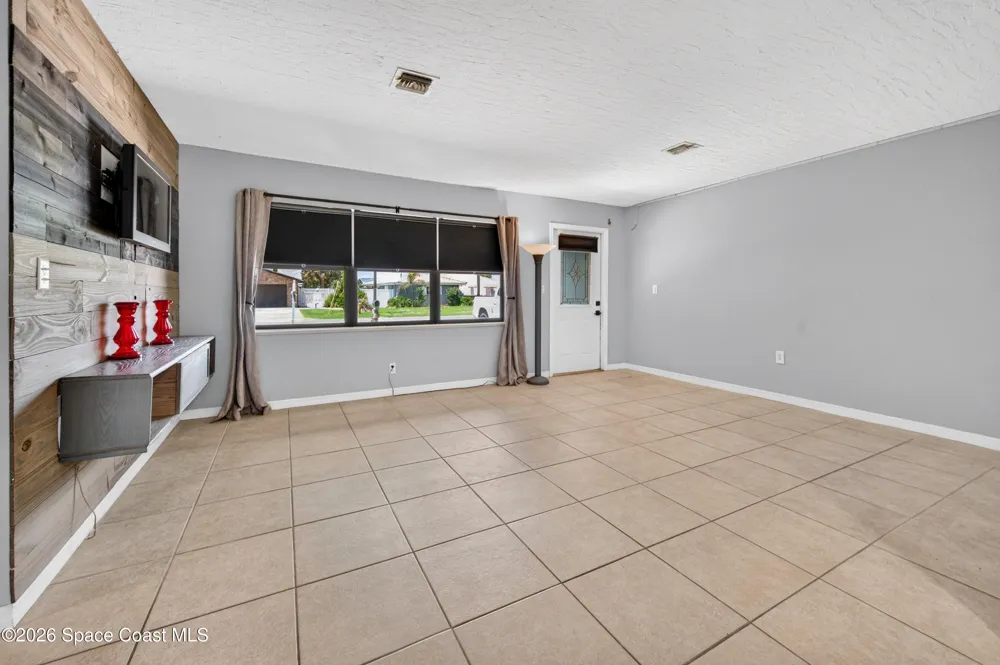 2135 S River Road Melbourne Beach, FL 32951