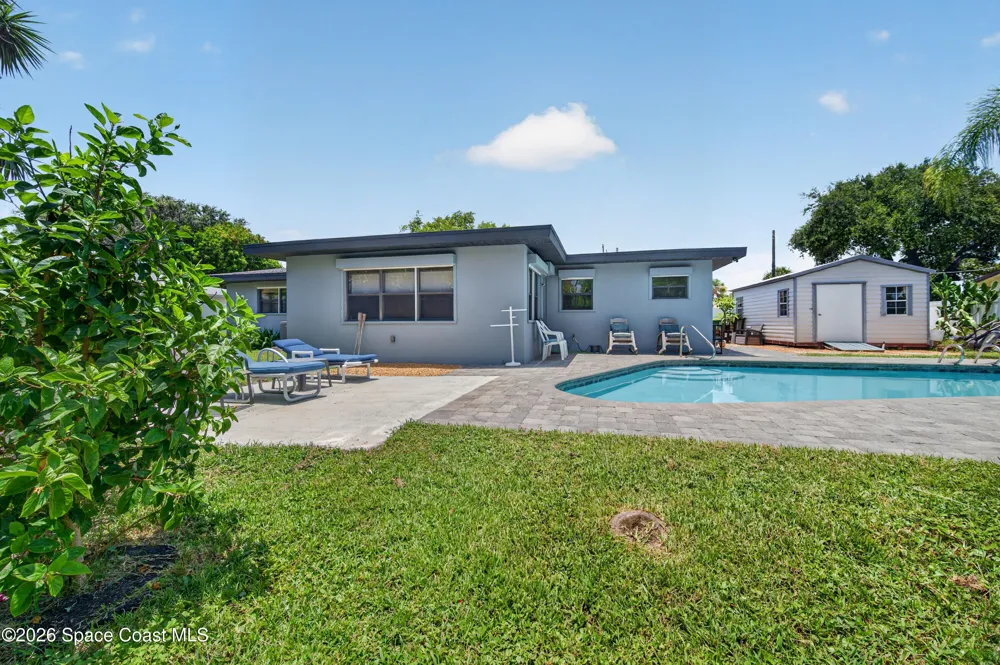 2135 S River Road Melbourne Beach, FL 32951