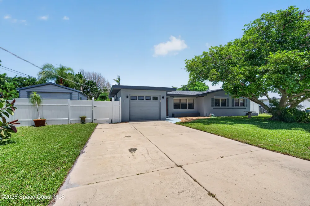 2135 S River Road Melbourne Beach, FL 32951