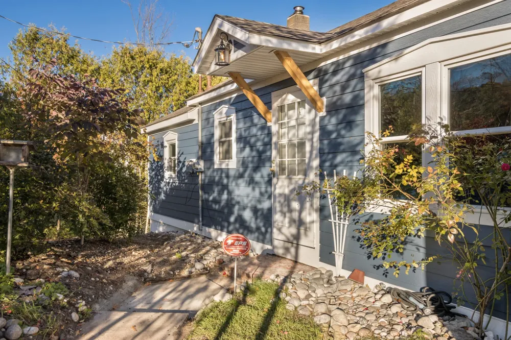 800 St Joseph Street Suttons Bay Township, MI 49682