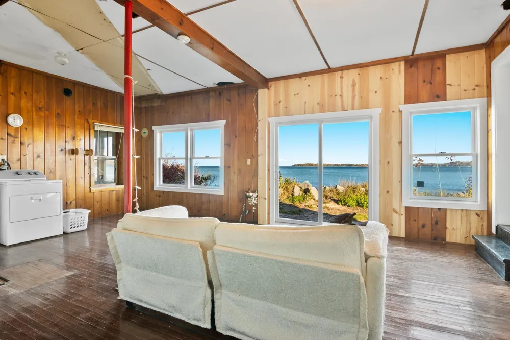 800 St Joseph Street Suttons Bay Township, MI 49682