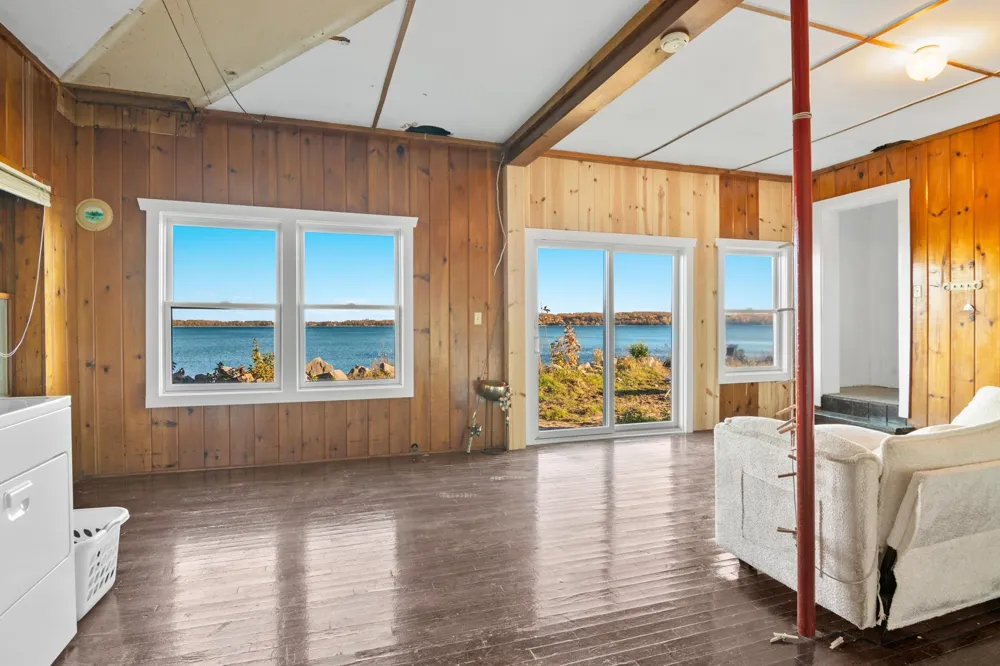 800 St Joseph Street Suttons Bay Township, MI 49682