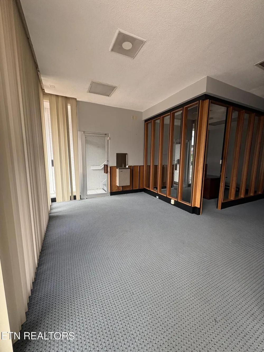 100 E Race St Kingston, TN 37763