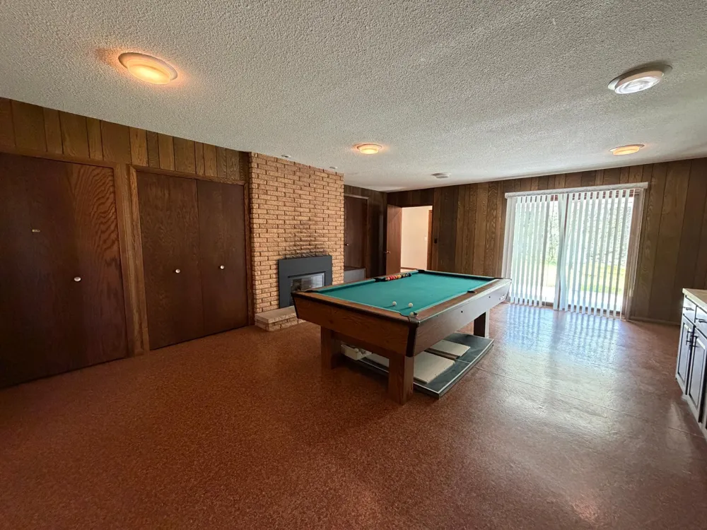 814 11th Avenue SE Roseau, MN 56751