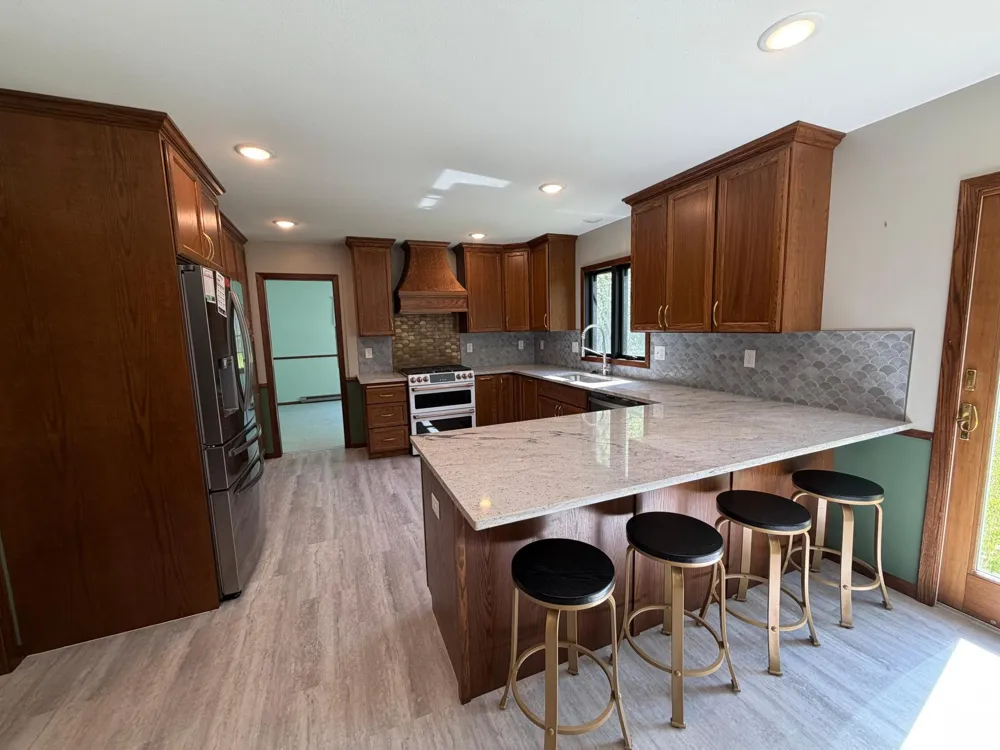 814 11th Avenue SE Roseau, MN 56751