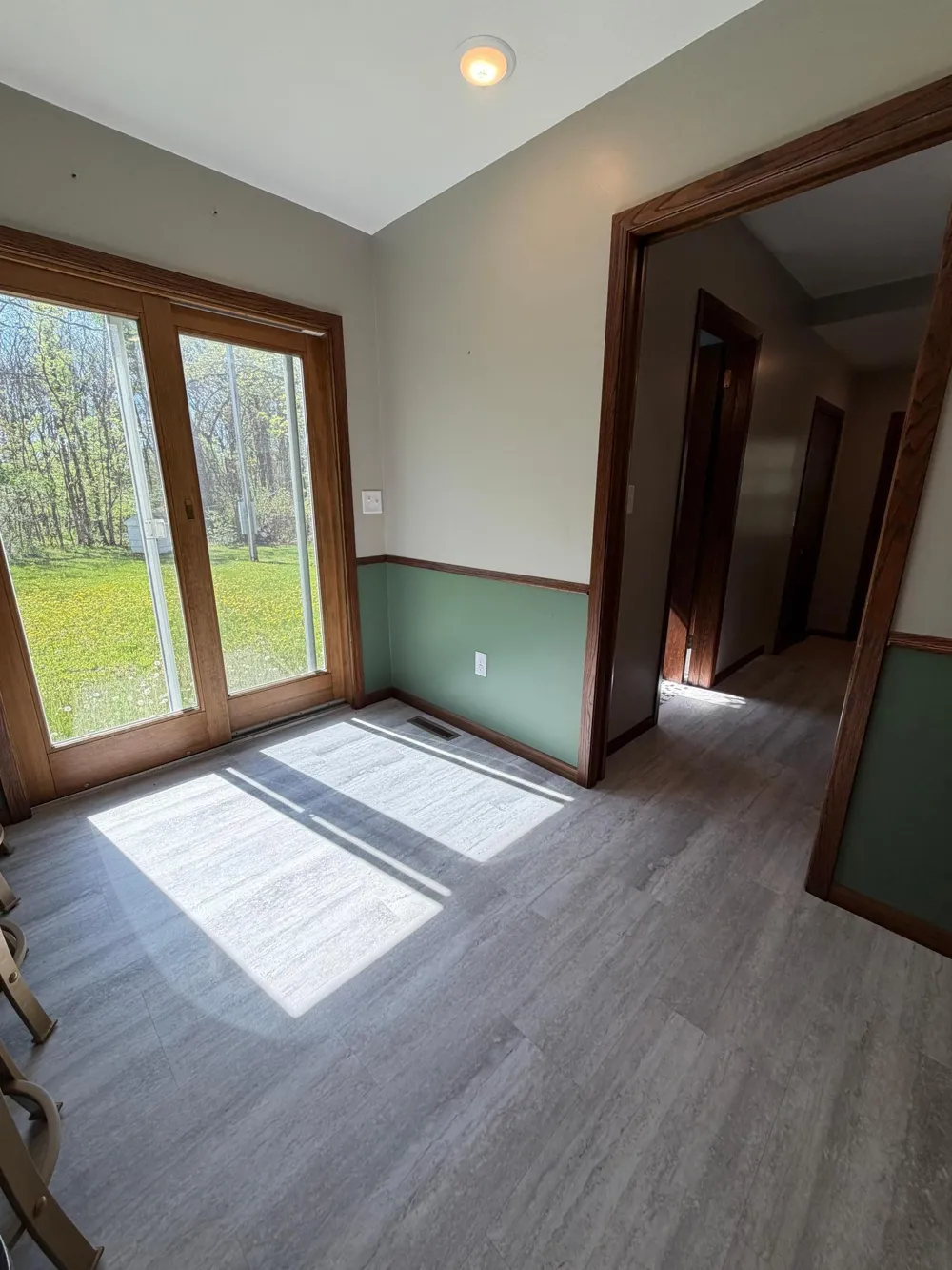 814 11th Avenue SE Roseau, MN 56751