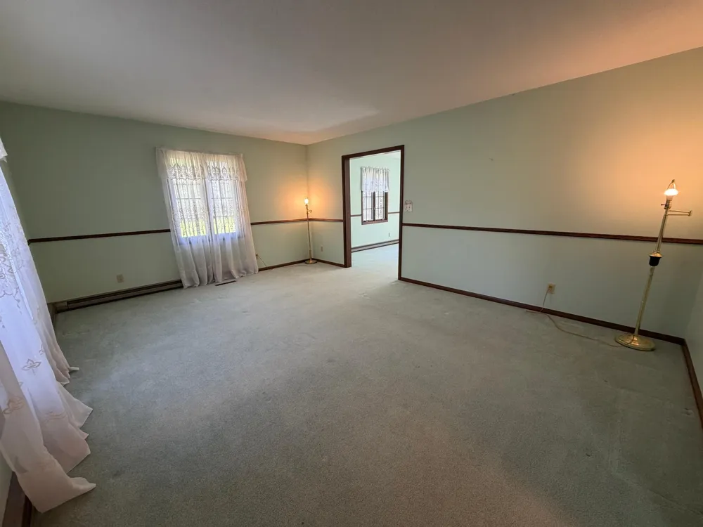 814 11th Avenue SE Roseau, MN 56751