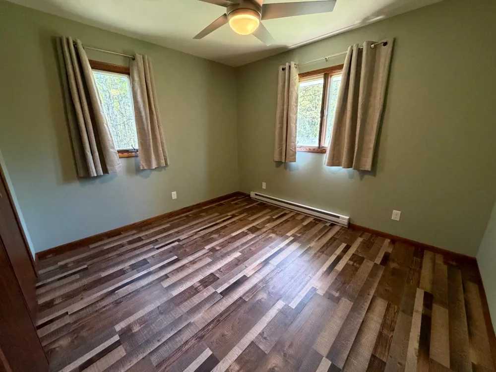 814 11th Avenue SE Roseau, MN 56751