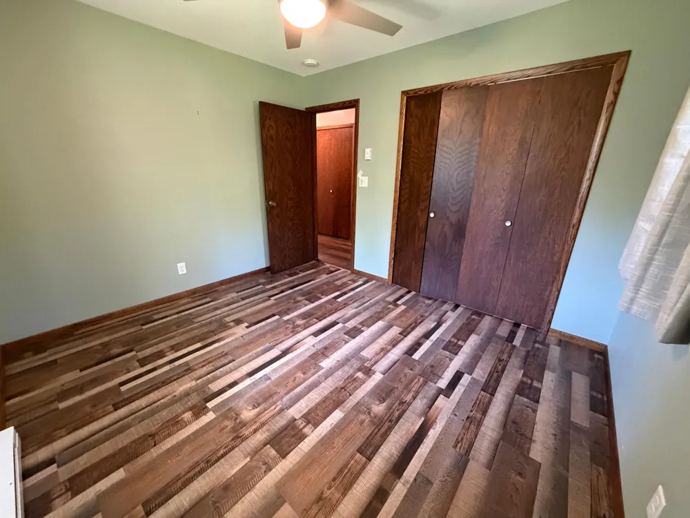 814 11th Avenue SE Roseau, MN 56751