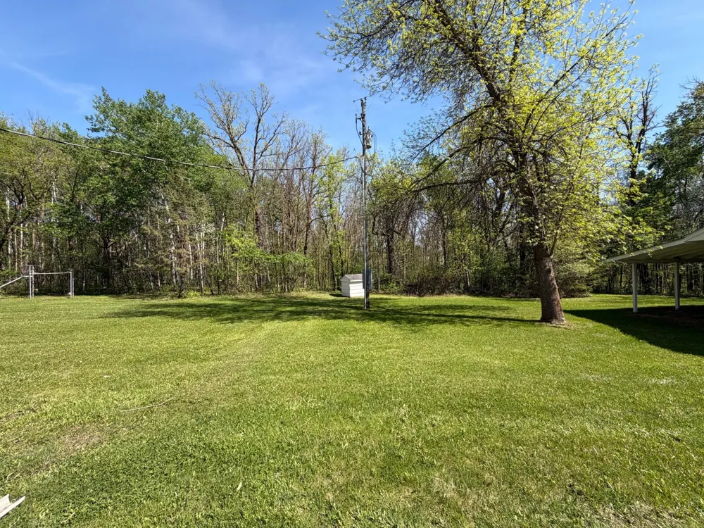 814 11th Avenue SE Roseau, MN 56751