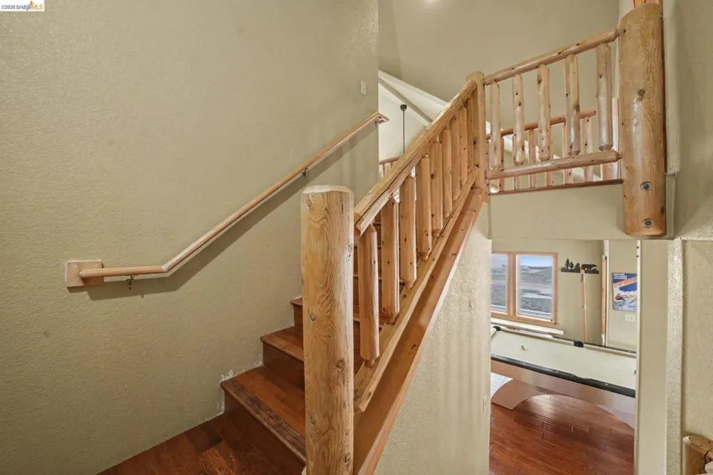 1361 Summit View Rd Arnold, CA 95223