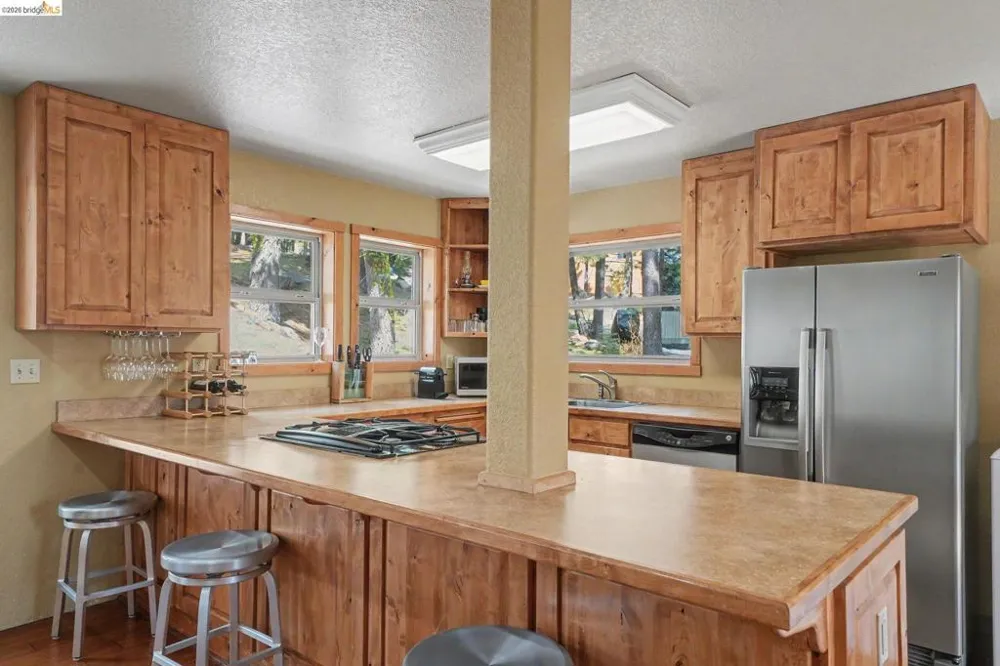 1361 Summit View Rd Arnold, CA 95223