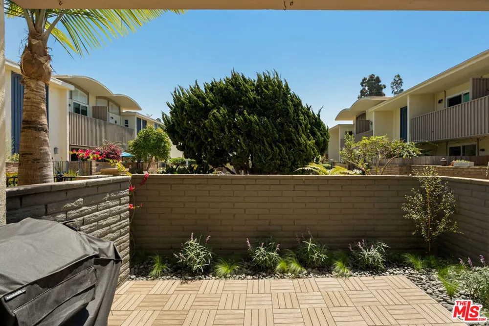 4707 La Villa Marina #J Marina del Rey, CA 90292