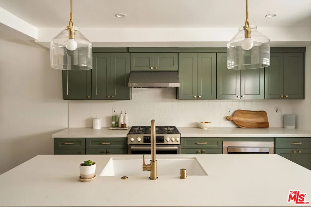 4707 La Villa Marina #J Marina del Rey, CA 90292