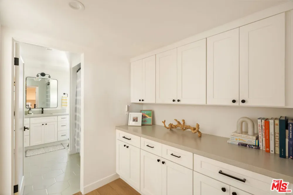 4707 La Villa Marina #J Marina del Rey, CA 90292
