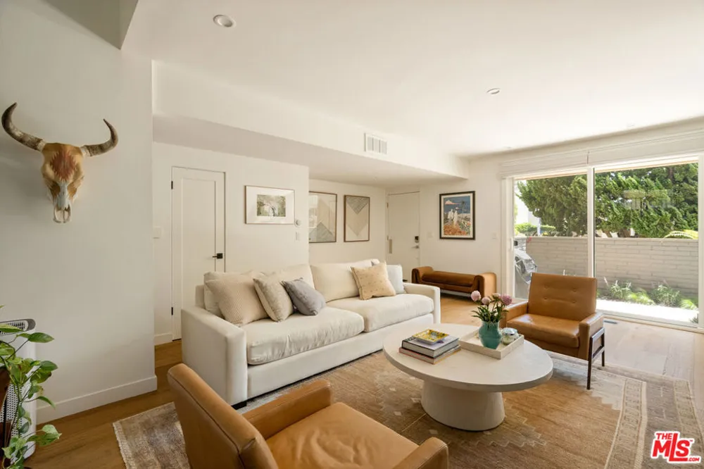 4707 La Villa Marina #J Marina del Rey, CA 90292