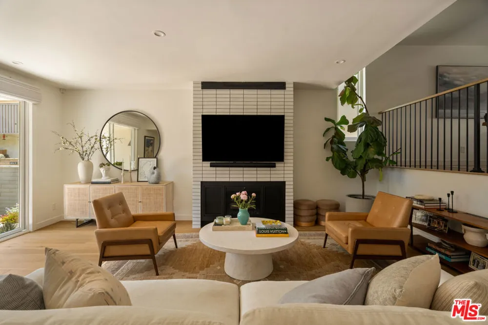 4707 La Villa Marina #J Marina del Rey, CA 90292