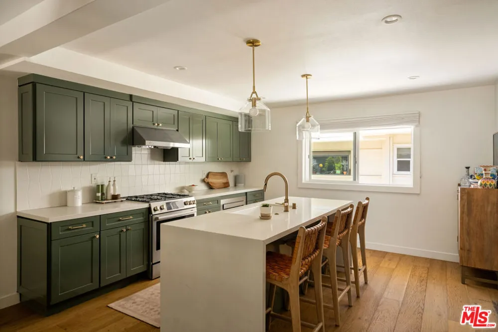 4707 La Villa Marina #J Marina del Rey, CA 90292
