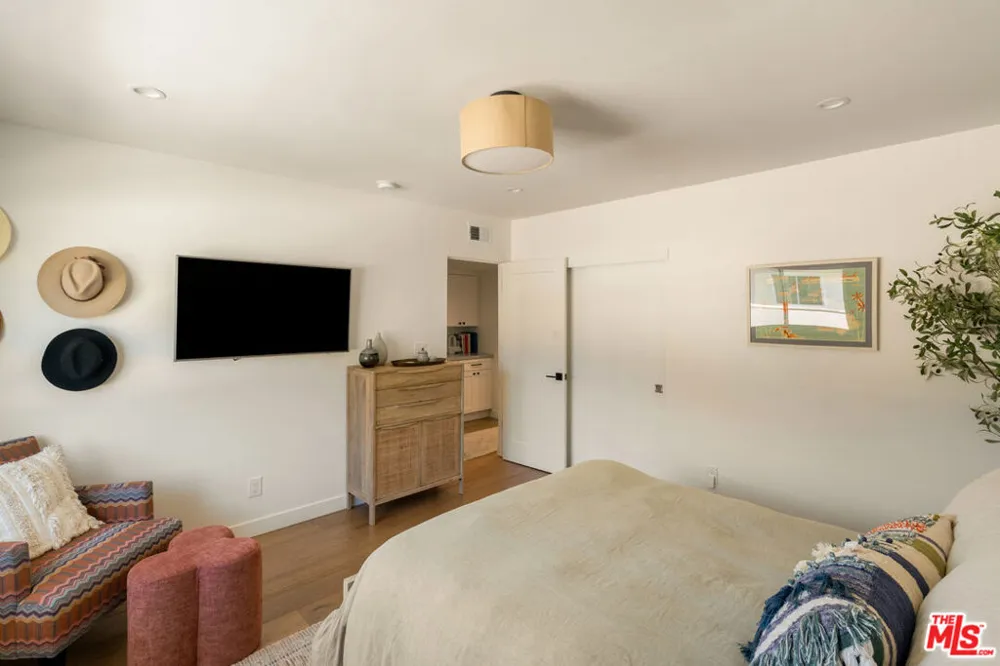 4707 La Villa Marina #J Marina del Rey, CA 90292