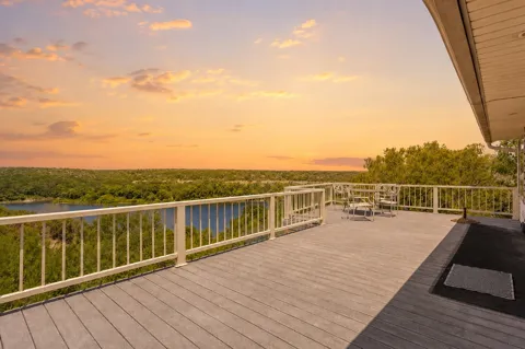 150 County Road 1604
