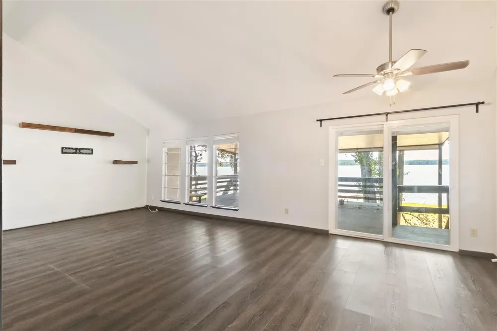 344 Peach Island Road Trinity, TX 75862