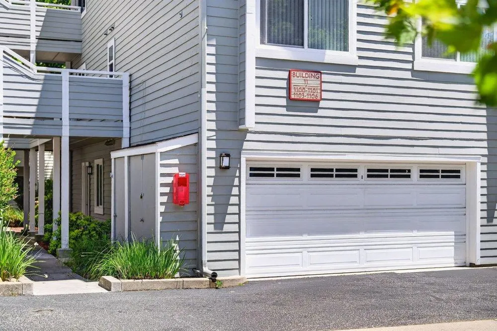 41 Grandview Street #1101 Santa Cruz, CA 95060