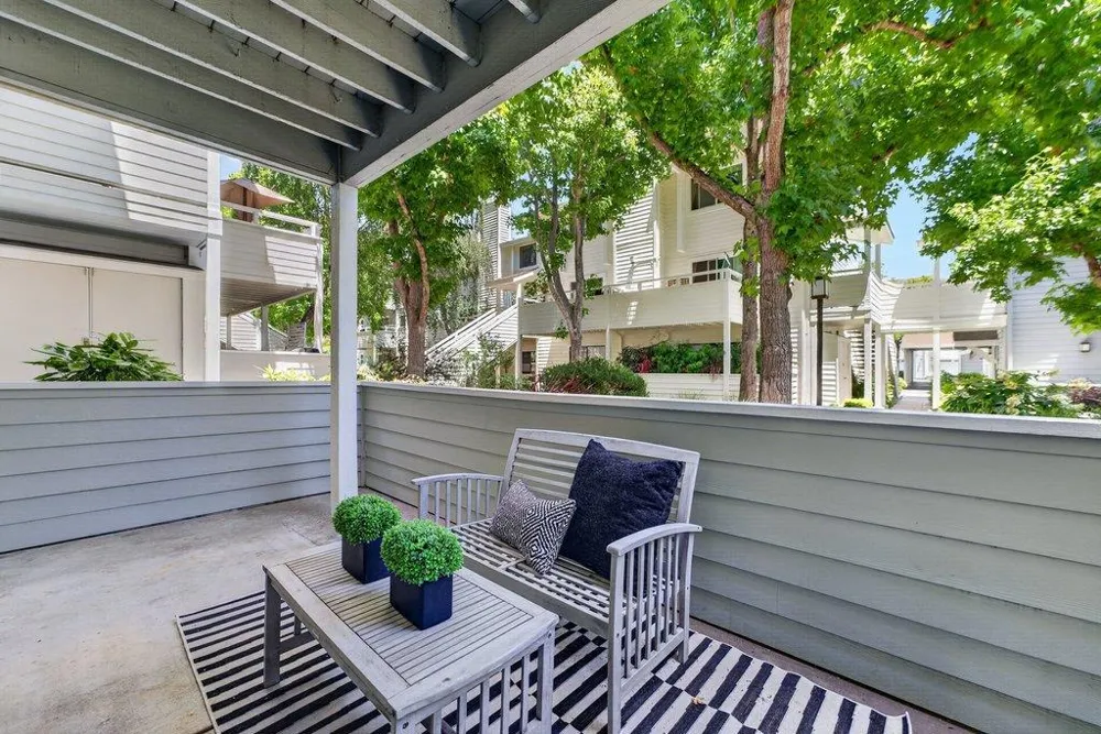 41 Grandview Street #1101 Santa Cruz, CA 95060