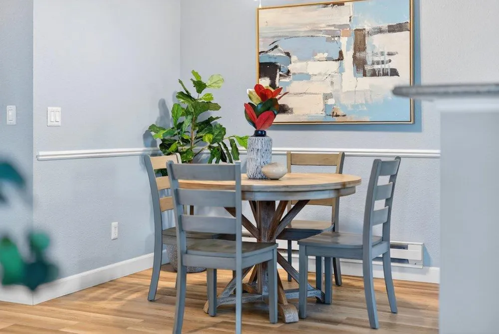 41 Grandview Street #1101 Santa Cruz, CA 95060