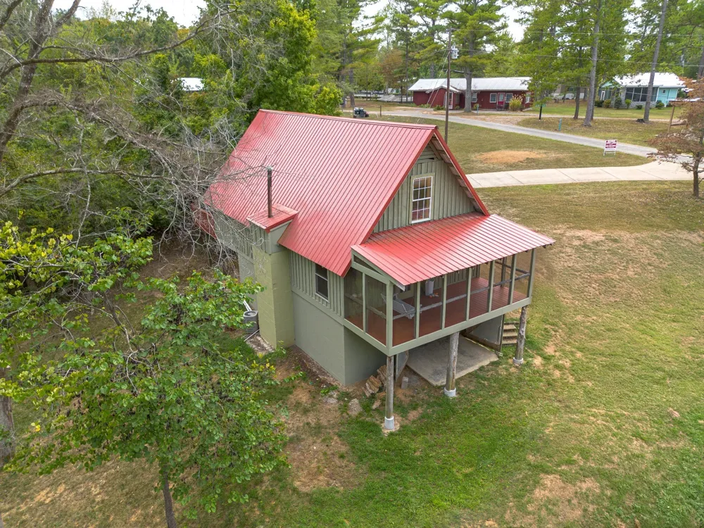 4428 Deer Creek Rd Linden, TN 37096