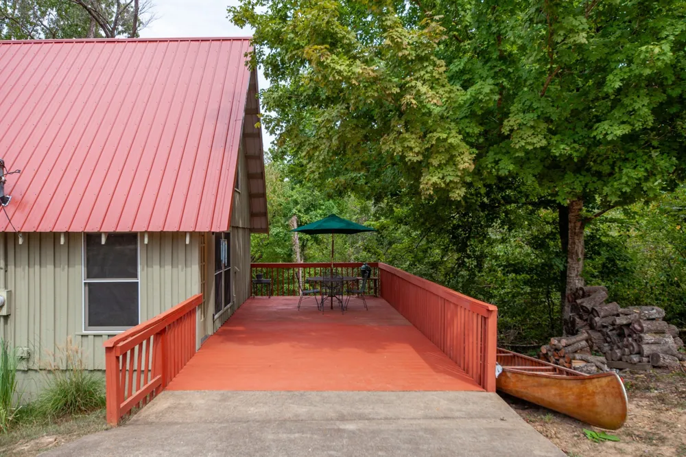 4428 Deer Creek Rd Linden, TN 37096